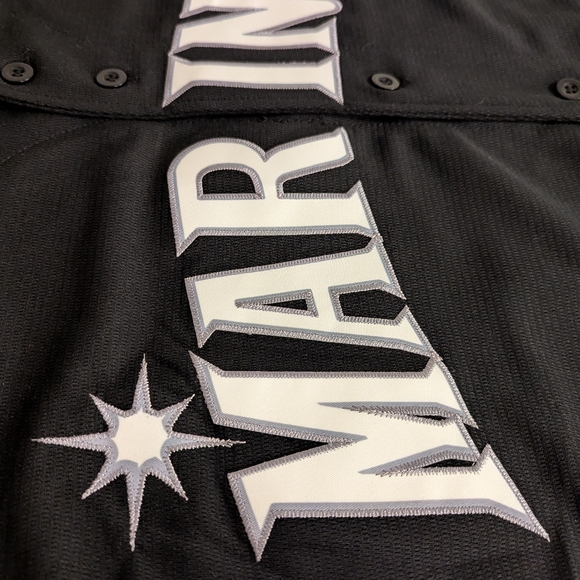 Black & White Griffey 24 Mens Mariners Jersey size large - Picture 3 of 6